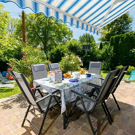 Nadori 3 By Interhome